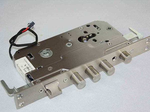 乌马河24小时上门开锁公司