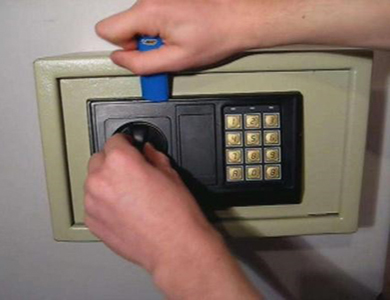 乌马河24小时上门开锁公司