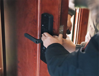 乌马河24小时上门开锁公司